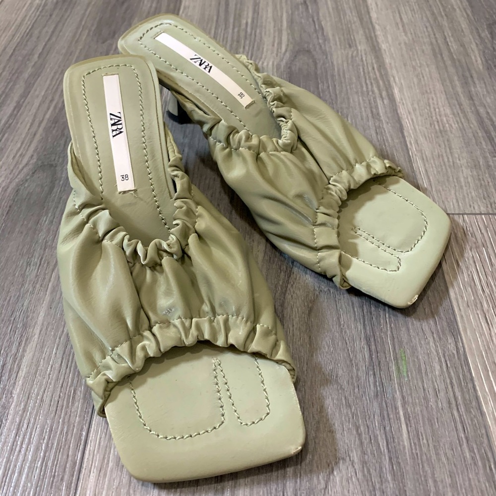 Pastel ZARA kitten heels